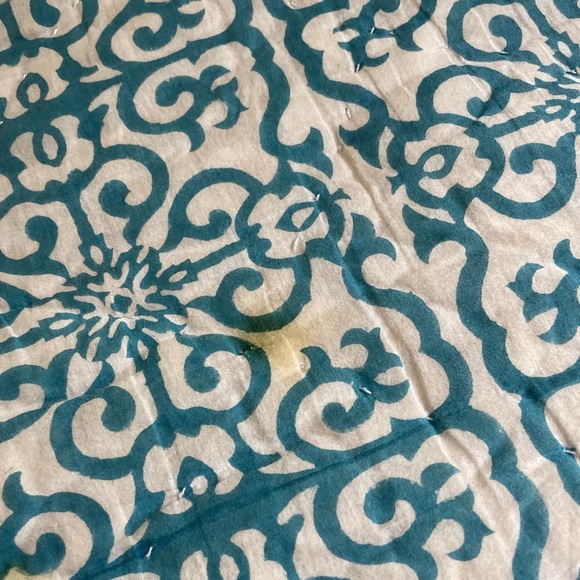 Roller Rabbit Quilt - Picture 9 of 10